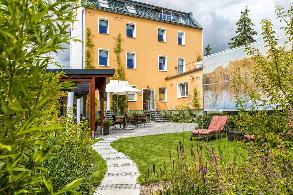 Sonn'Idyll Hotel & Saunalandschaft Rathenow Buitenkant foto