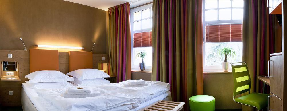 Sonn'Idyll Hotel & Saunalandschaft Rathenow Buitenkant foto