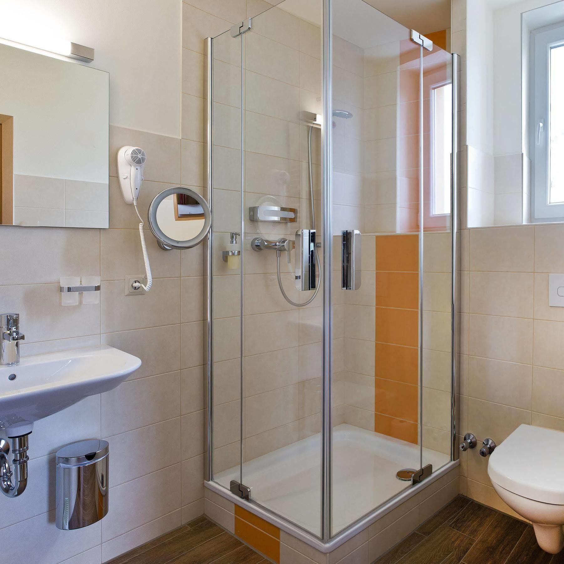 Sonn'Idyll Hotel & Saunalandschaft Rathenow Buitenkant foto