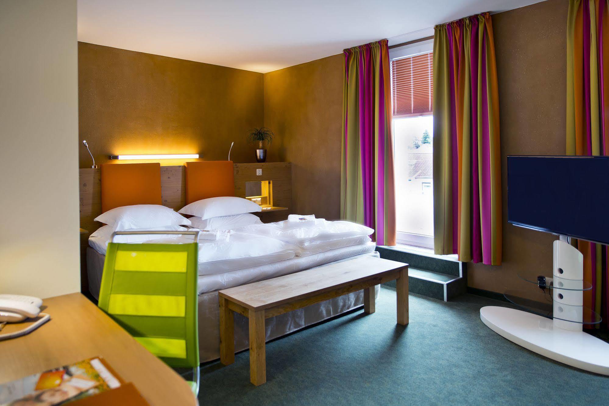 Sonn'Idyll Hotel & Saunalandschaft Rathenow Buitenkant foto