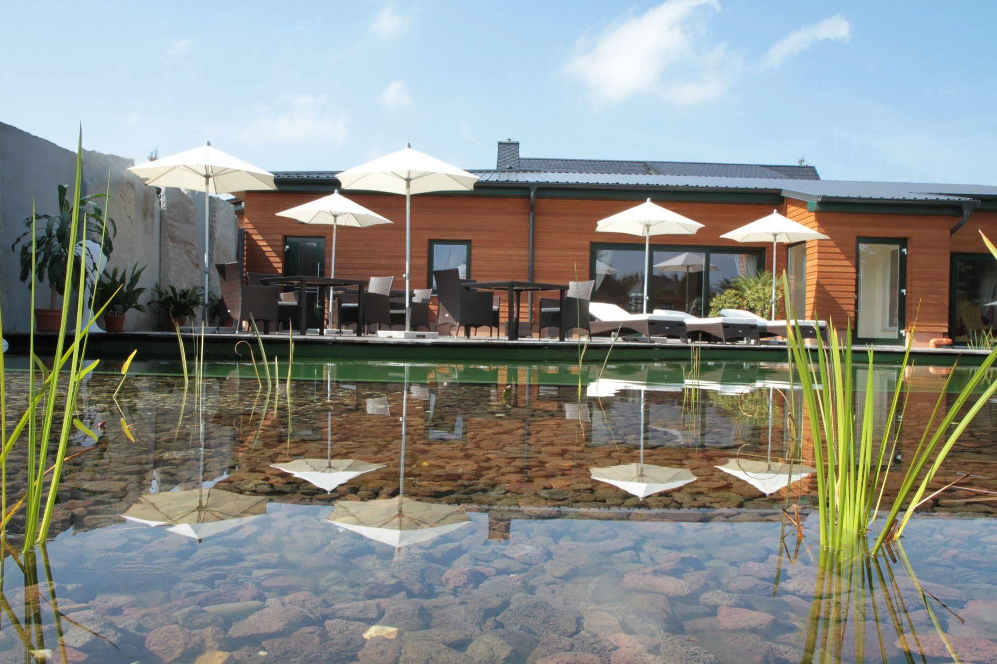 Sonn'Idyll Hotel & Saunalandschaft Rathenow Buitenkant foto